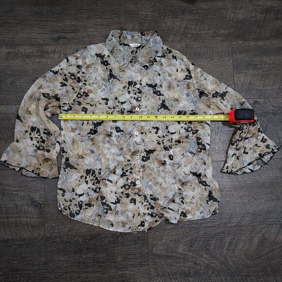 Nicola Woman Sheer Blouse with Ruffled Sleeves and Crinkle Tank Set Small - Picture 6 of 10